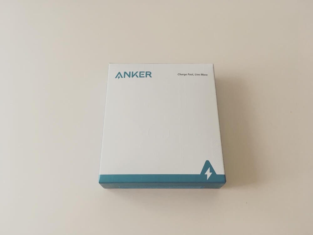 Anker Power Core 10000のパッケージ