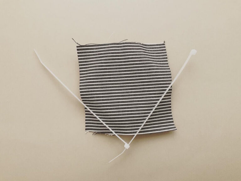 刺繍枠がない時に！「〇〇バンド」で簡単代用法 手仕事と健康