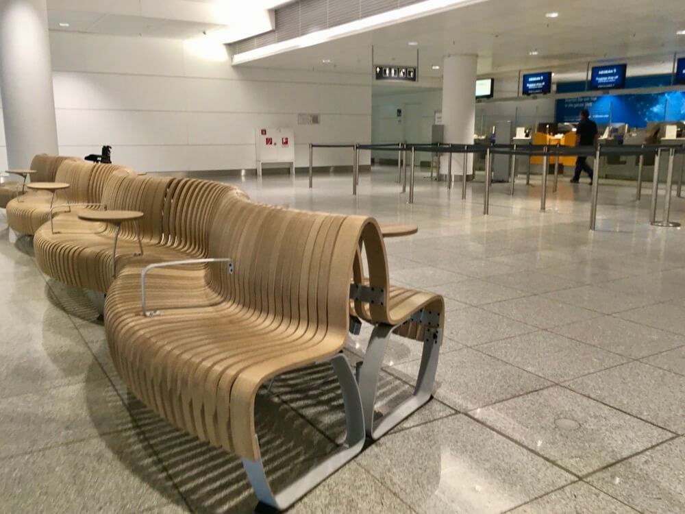 空港内にある椅子