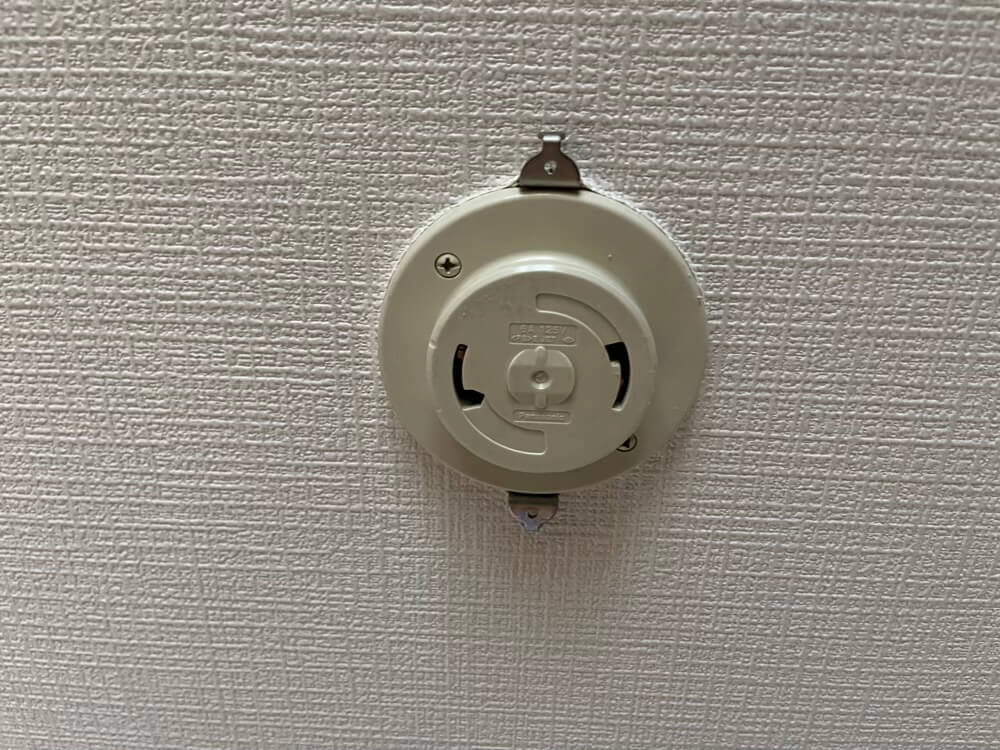 天井についているアダプターの状態