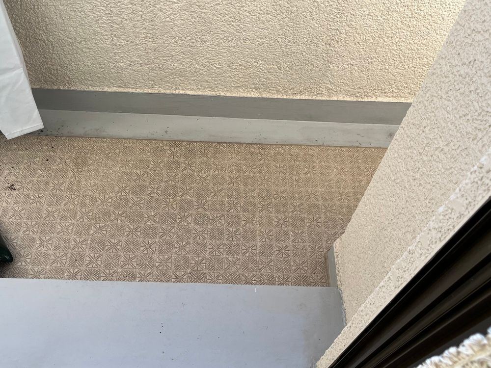 元のベランダの床の状態